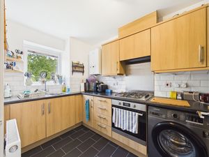 Kitchen- click for photo gallery